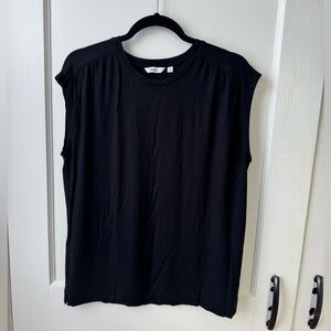 Reitmans Classic Black Sleeveless Tee